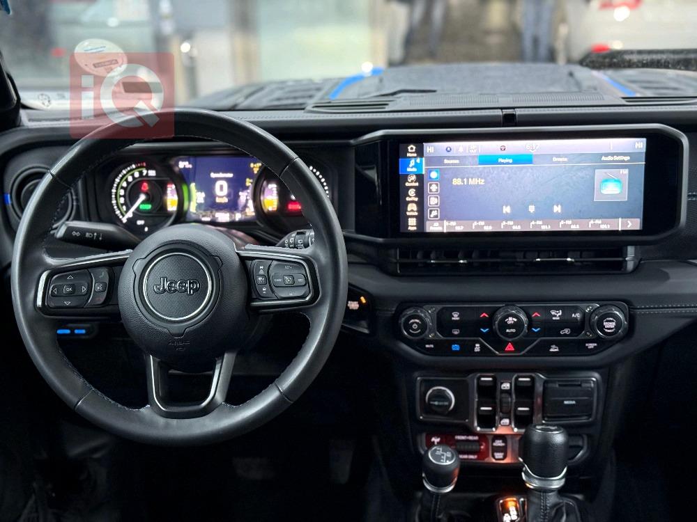 جیپ رانگلەر